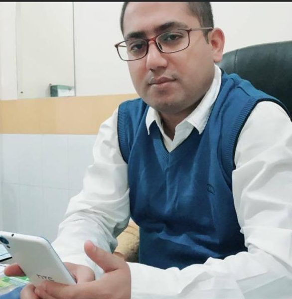Dr Zishan Rais Khan, Cornea Specialist, Aligarh (UP), India.